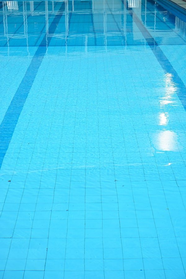 Comment bien choisir une piscine couloir de nage ?